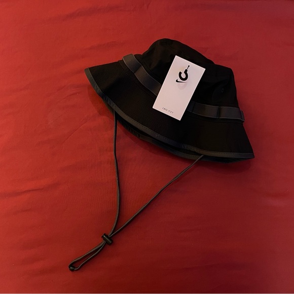 [~SOLD~]
Nike Bucket Hat (BNWT) - Picture 2 of 2